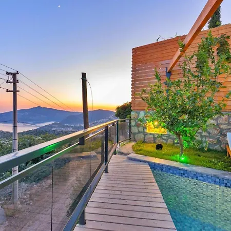 2 Bedroom With Pool - 5 Minutes Drive To The Center Vila *
